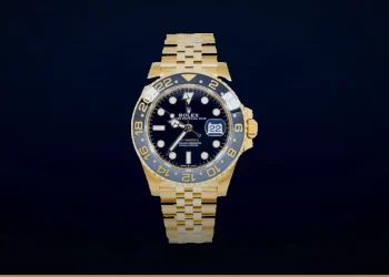 Pre-Owned Rolex Yellow Gold GMT Master II 126718GRNR with Jubilee Bracelet